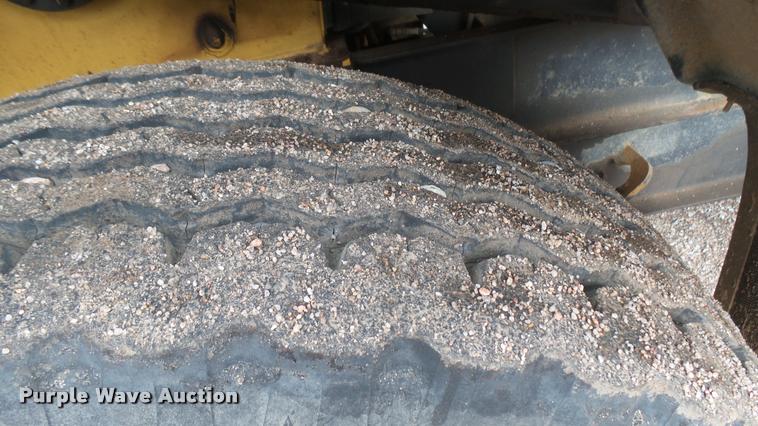 image for item DA0458 Etnyre Quad chip spreader