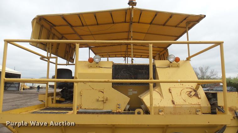 image for item DA0458 Etnyre Quad chip spreader