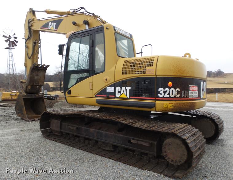 image for item DA0550 2006 Caterpillar 320C LU excavator