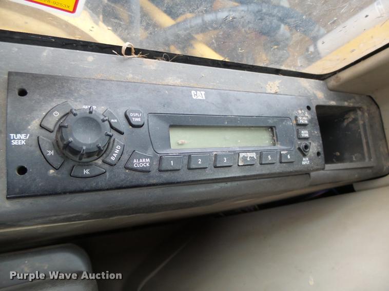 image for item DA0550 2006 Caterpillar 320C LU excavator