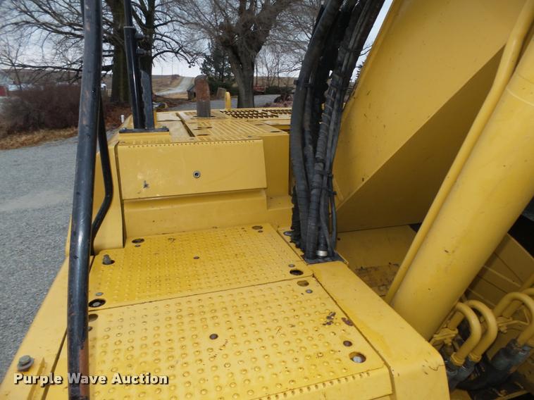 image for item DA0550 2006 Caterpillar 320C LU excavator