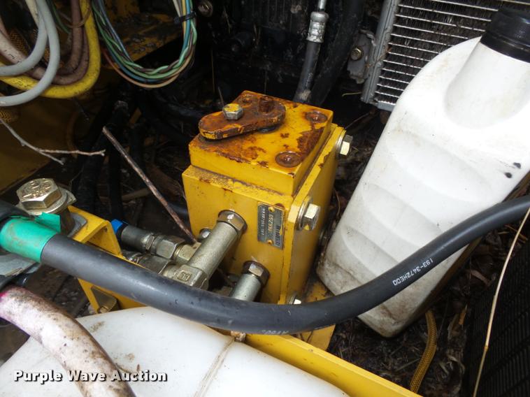 image for item DA0550 2006 Caterpillar 320C LU excavator