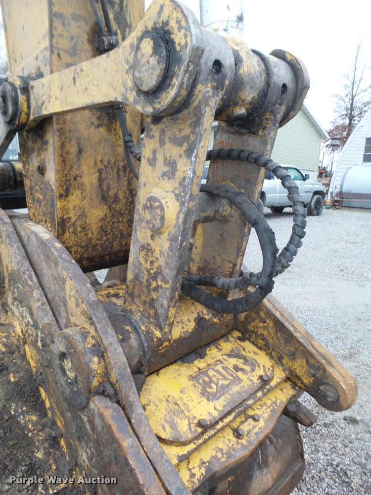 image for item DA0550 2006 Caterpillar 320C LU excavator