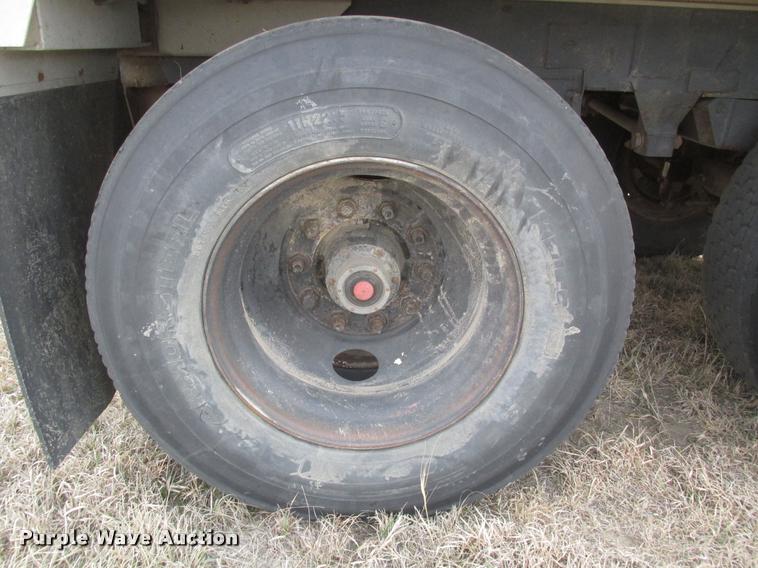 image for item DA0596 1994 Cornhusker end dump pup trailer