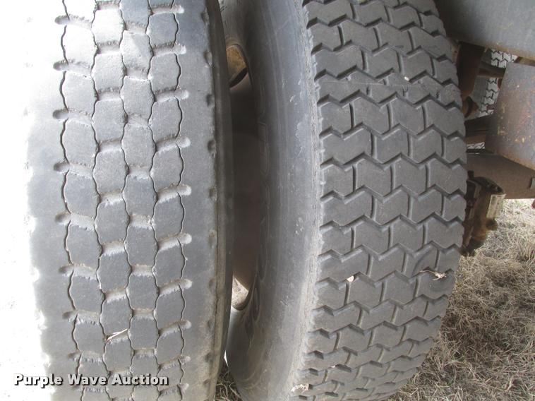 image for item DA0596 1994 Cornhusker end dump pup trailer