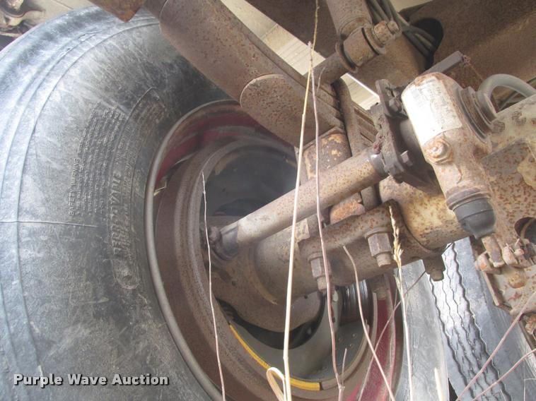 image for item DA0597 1994 Cornhusker 800R end dump trailer