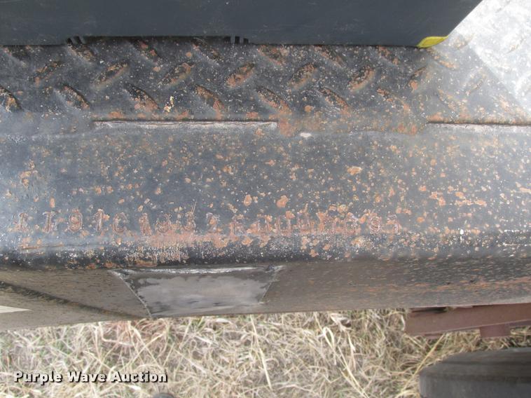 image for item DA0597 1994 Cornhusker 800R end dump trailer