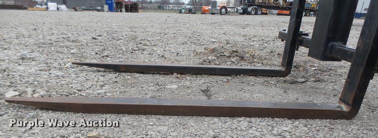 image for item DA0615 Crane truck pallet forks