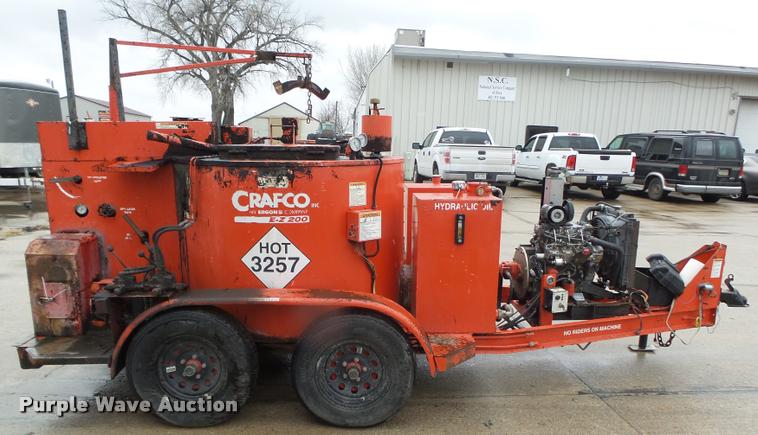 image for item DA0618 2004 Crafco EZ Pour 200D melter applicator