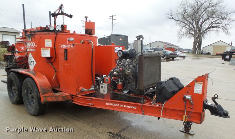 image for item DA0618 2004 Crafco EZ Pour 200D melter applicator