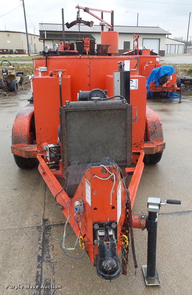 image for item DA0618 2004 Crafco EZ Pour 200D melter applicator