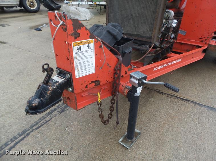 image for item DA0618 2004 Crafco EZ Pour 200D melter applicator