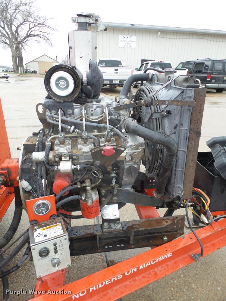 image for item DA0618 2004 Crafco EZ Pour 200D melter applicator