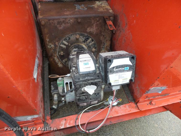 image for item DA0618 2004 Crafco EZ Pour 200D melter applicator