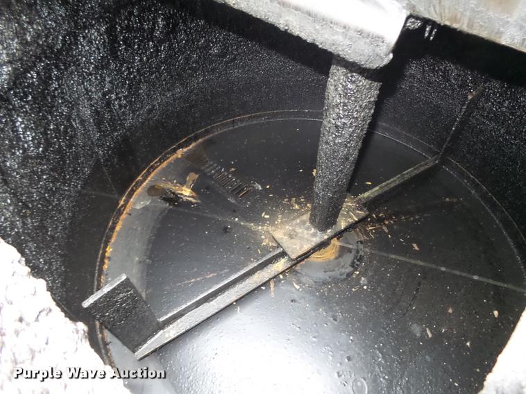 image for item DA0618 2004 Crafco EZ Pour 200D melter applicator