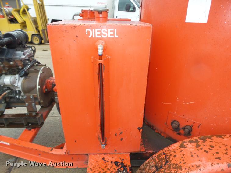 image for item DA0618 2004 Crafco EZ Pour 200D melter applicator