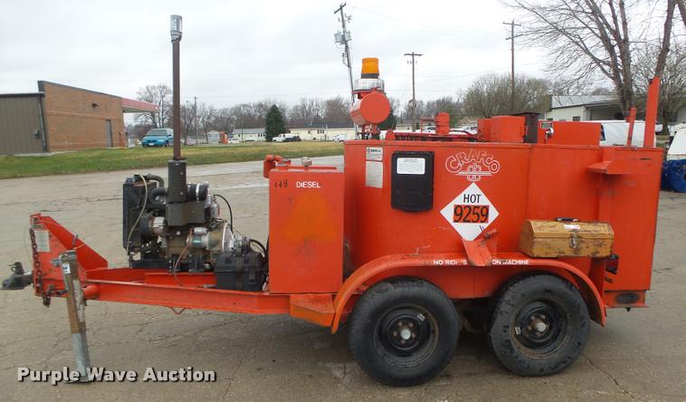 image for item DA0619 1994 Crafco EZ Pour 200D melter applicator