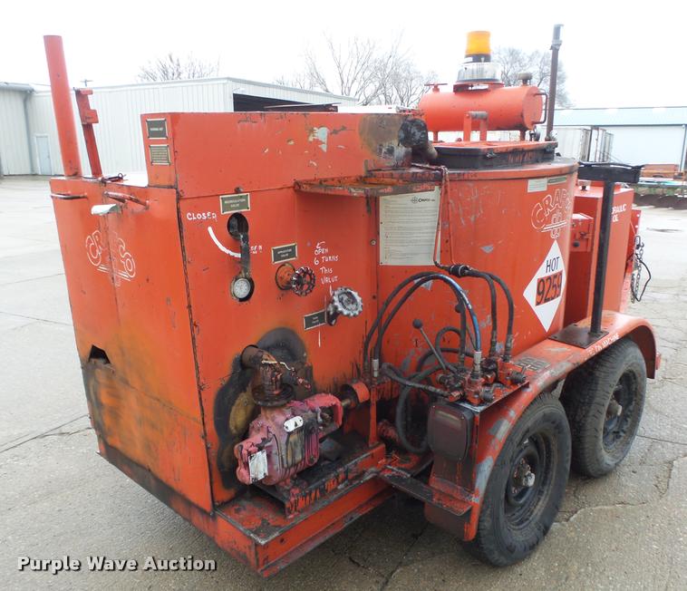 image for item DA0619 1994 Crafco EZ Pour 200D melter applicator