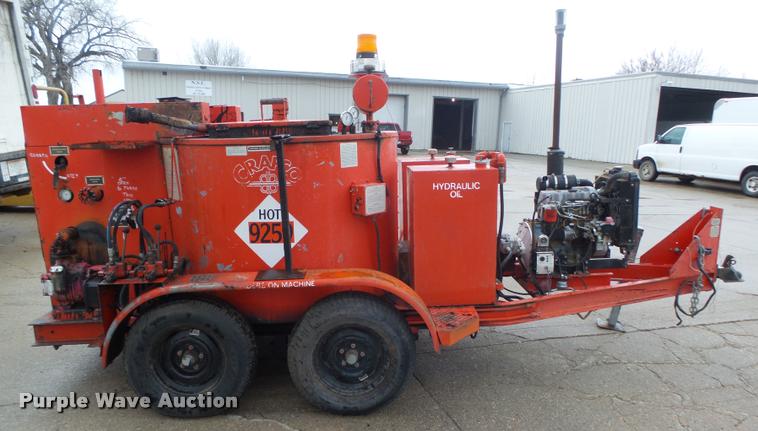 image for item DA0619 1994 Crafco EZ Pour 200D melter applicator