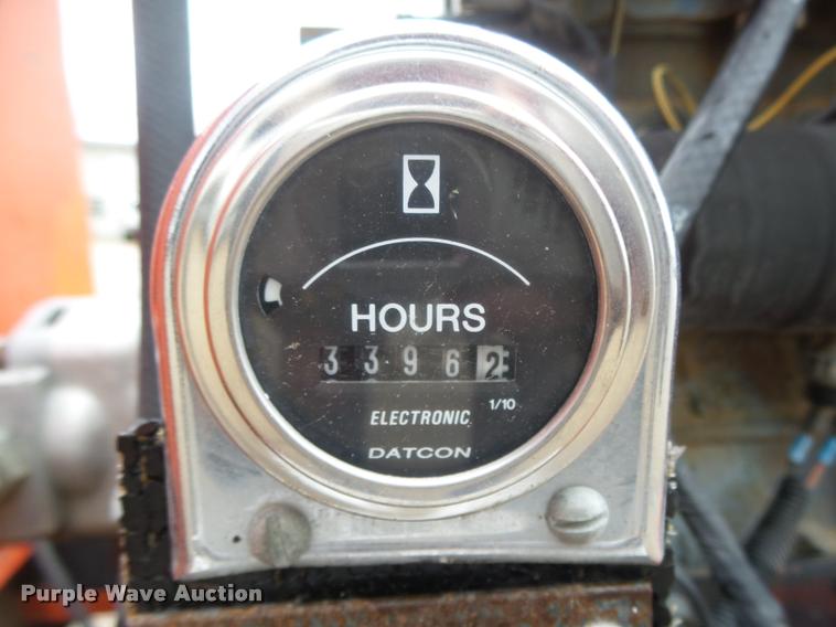 image for item DA0619 1994 Crafco EZ Pour 200D melter applicator