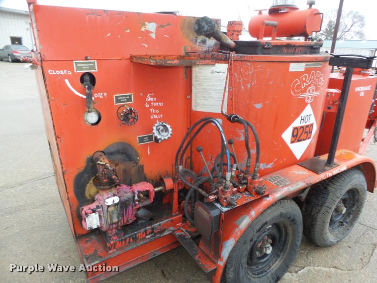 image for item DA0619 1994 Crafco EZ Pour 200D melter applicator