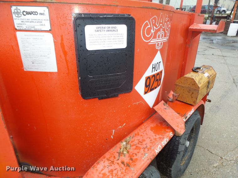 image for item DA0619 1994 Crafco EZ Pour 200D melter applicator