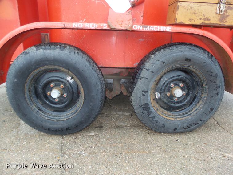 image for item DA0619 1994 Crafco EZ Pour 200D melter applicator