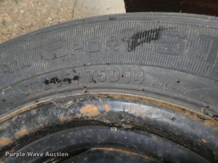 image for item DA0619 1994 Crafco EZ Pour 200D melter applicator