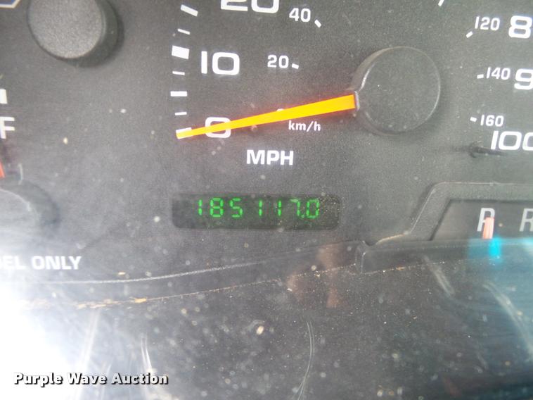 image for item DA0625 2002 Ford F550 Super Duty XL bucket truck