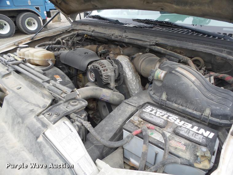 image for item DA0625 2002 Ford F550 Super Duty XL bucket truck