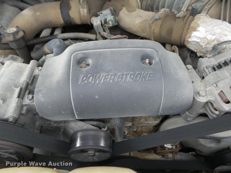 image for item DA0625 2002 Ford F550 Super Duty XL bucket truck