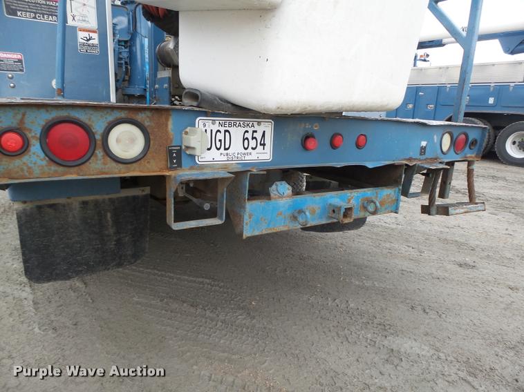 image for item DA0625 2002 Ford F550 Super Duty XL bucket truck