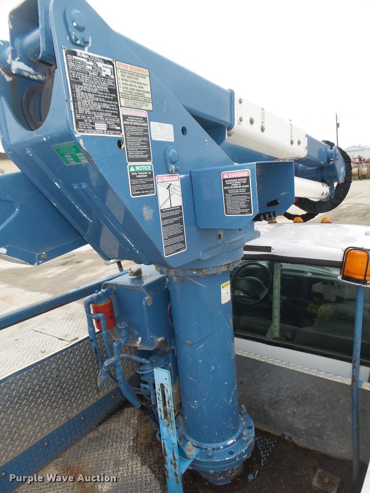 image for item DA0625 2002 Ford F550 Super Duty XL bucket truck