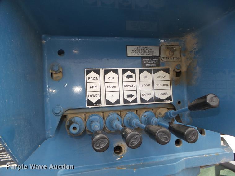 image for item DA0625 2002 Ford F550 Super Duty XL bucket truck