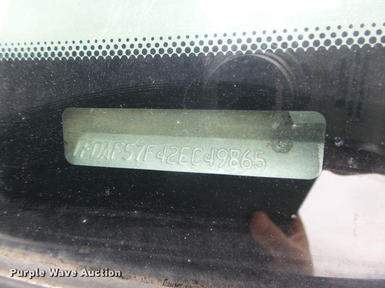 image for item DA0625 2002 Ford F550 Super Duty XL bucket truck