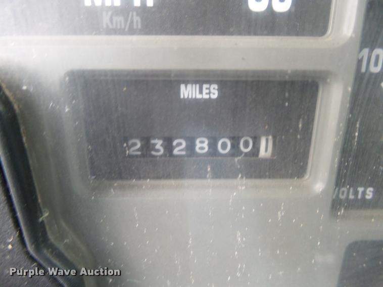 image for item DA0626 1999 International 4700 dump truck