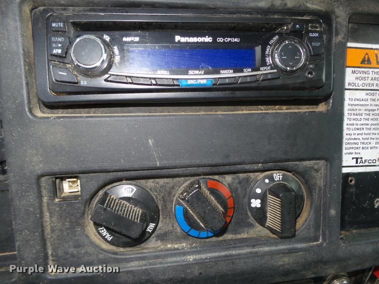 image for item DA0626 1999 International 4700 dump truck