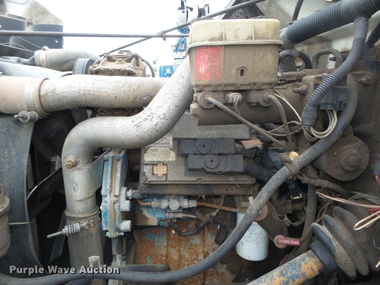 image for item DA0626 1999 International 4700 dump truck