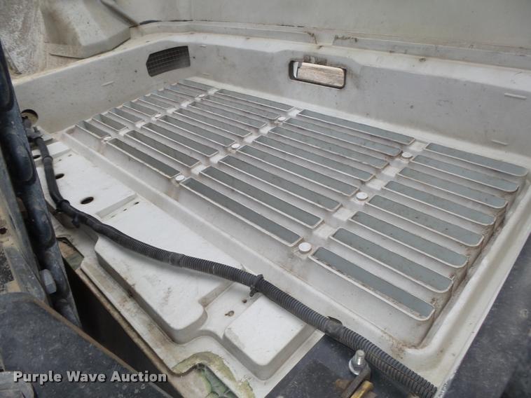 image for item DA0626 1999 International 4700 dump truck