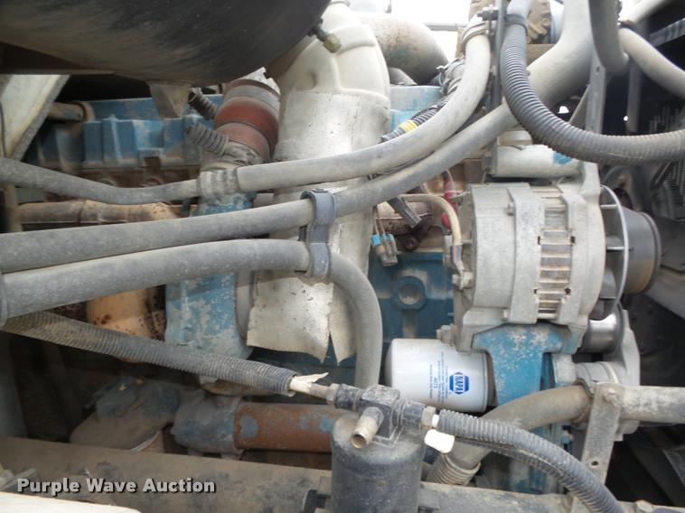 image for item DA0626 1999 International 4700 dump truck