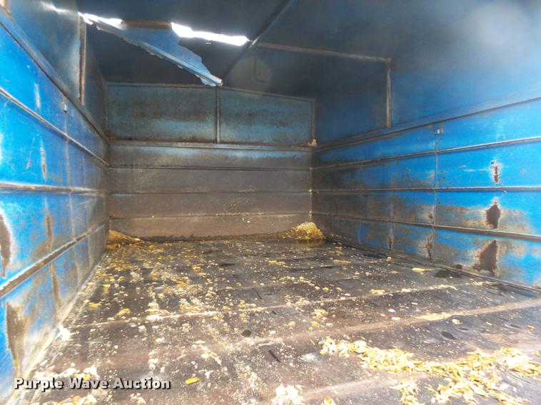 image for item DA0626 1999 International 4700 dump truck