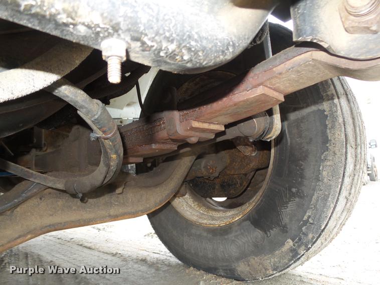 image for item DA0626 1999 International 4700 dump truck