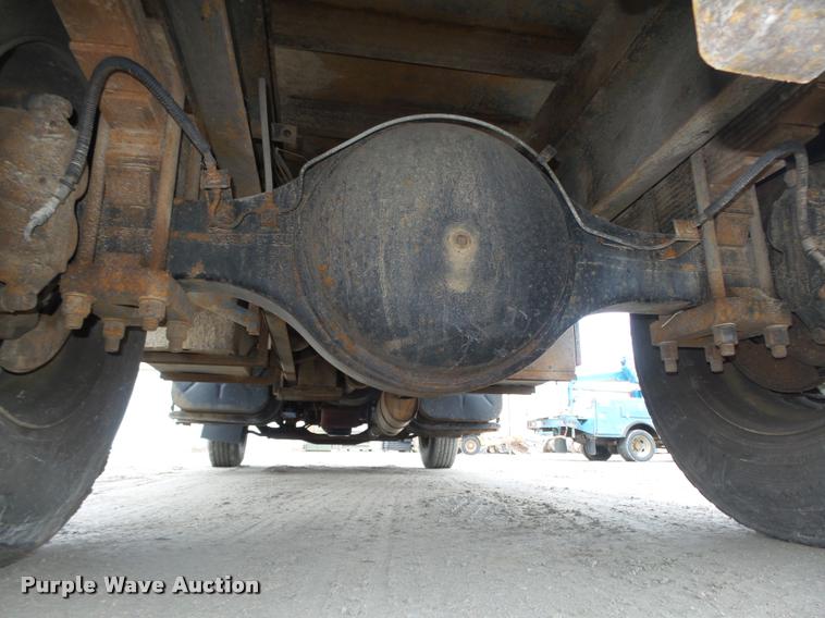 image for item DA0626 1999 International 4700 dump truck