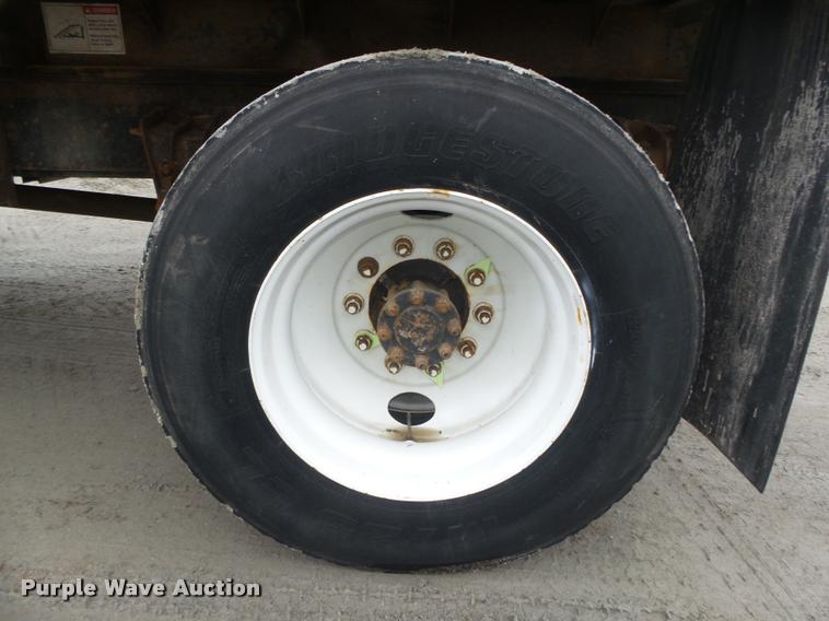 image for item DA0626 1999 International 4700 dump truck