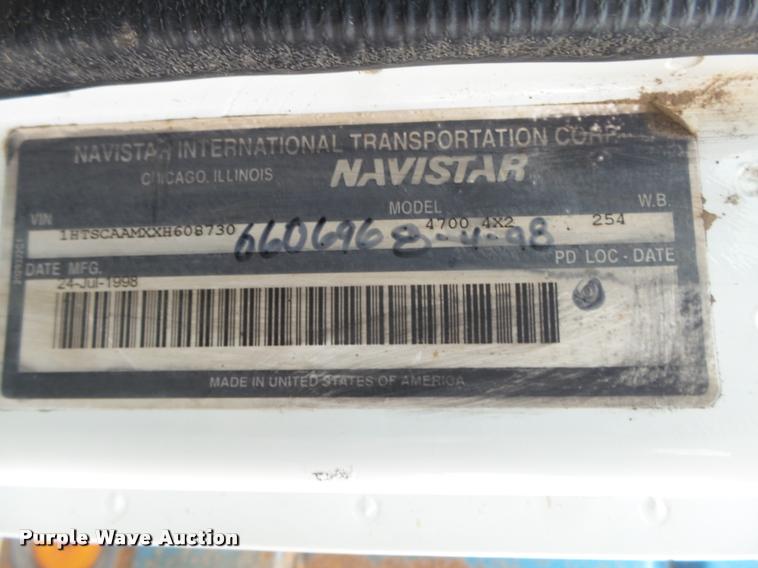 image for item DA0626 1999 International 4700 dump truck