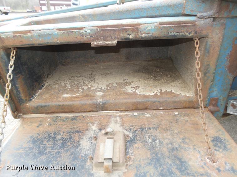 image for item DA0628 Shop built pole trailer