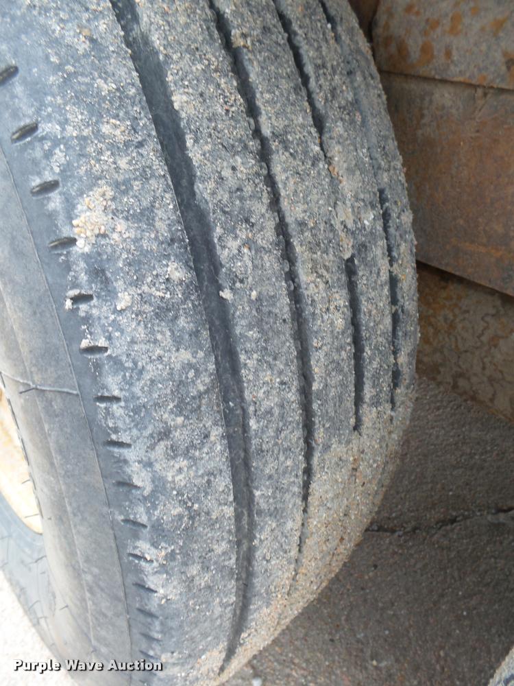 image for item DA0629 2007 Titan equipment trailer