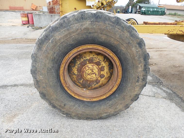 image for item DA2636 1991 Caterpillar 140G motor grader