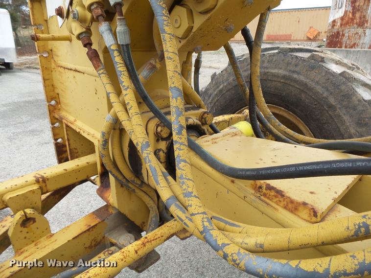 image for item DA2636 1991 Caterpillar 140G motor grader