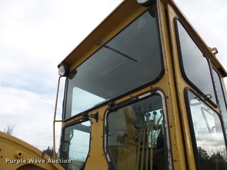 image for item DA2636 1991 Caterpillar 140G motor grader